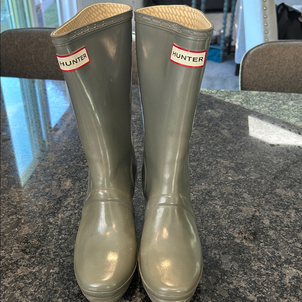 Hunter Classic Gray Boots with Red Lace Up - Mid-Calf